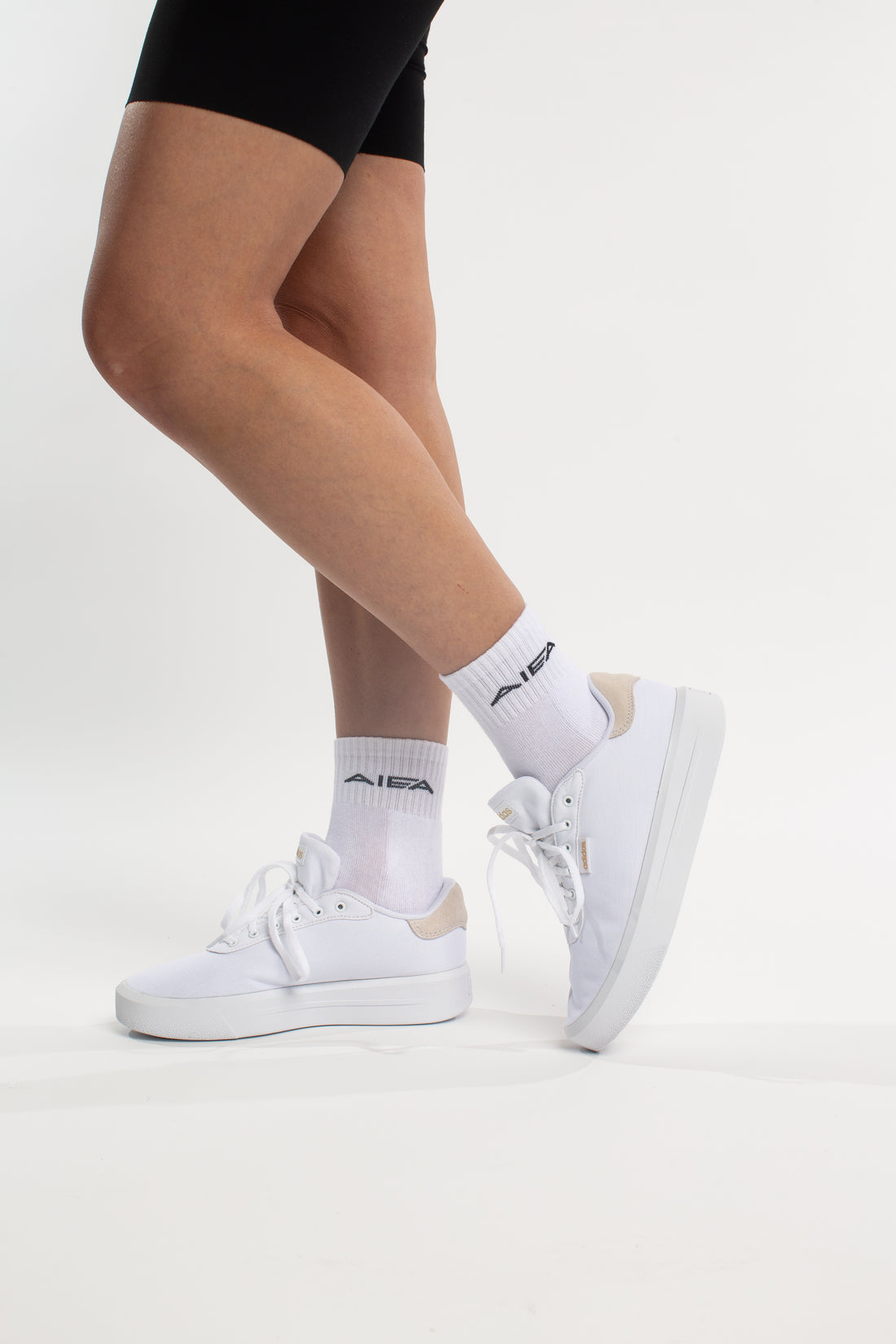 AIEA Golf athletic crew socks in white with compression support